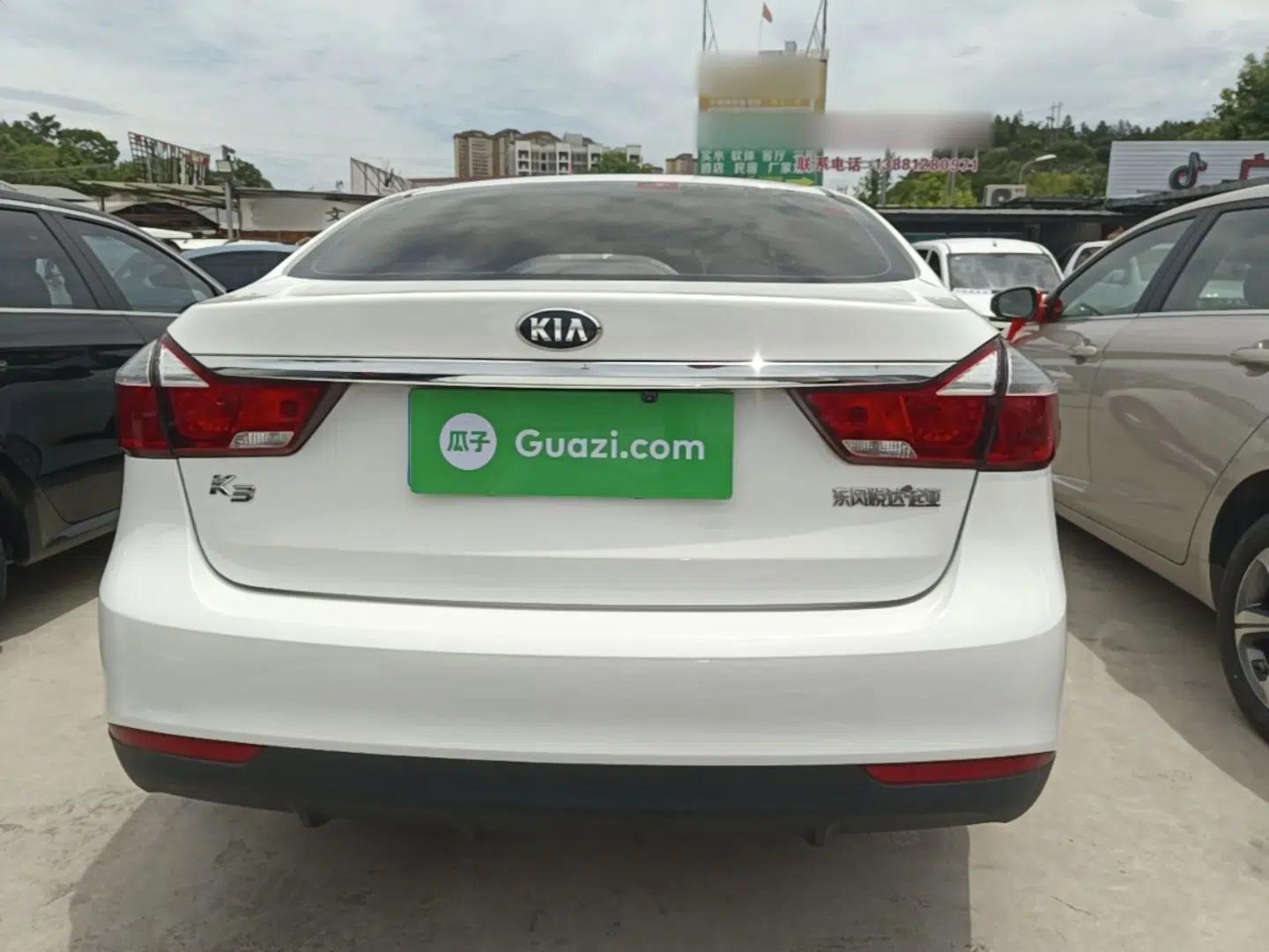 Kia K3 2017 1.6L Automatic 15th Anniversary Special Edition GLS — миниатюра 5