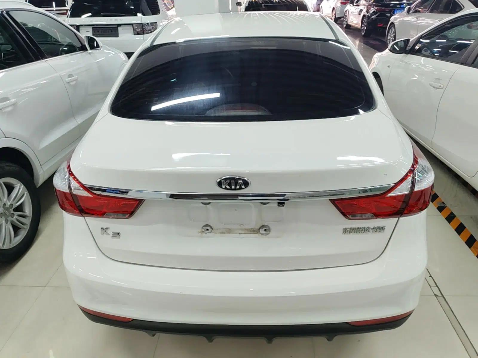 Kia K3 2016 1.6L Automatic with Sunroof — миниатюра 5