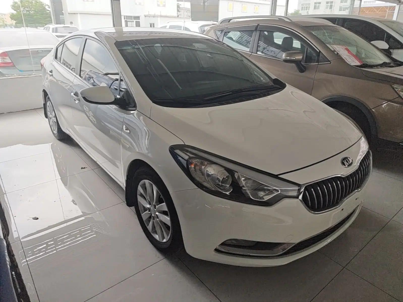 Kia K3 2015 1.6L Automatic GL — миниатюра 3