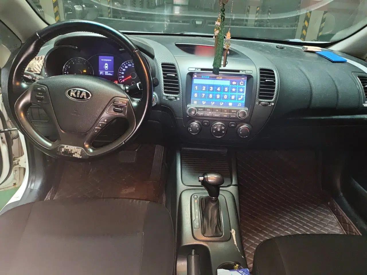 Kia K3 2013 1.6L Automatic GLS — миниатюра 9