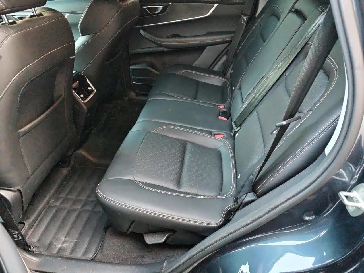 Chery Tiggo 8 2025 Excellence Edition 230 TCI Automatic Luxury Version 5 Seats — миниатюра 17