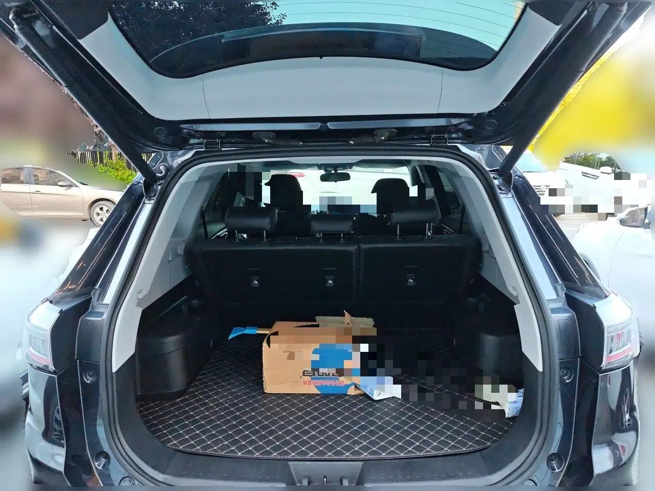 Chery Tiggo 8 2025 Excellence Edition 230 TCI Automatic Luxury Version 5 Seats — миниатюра 19