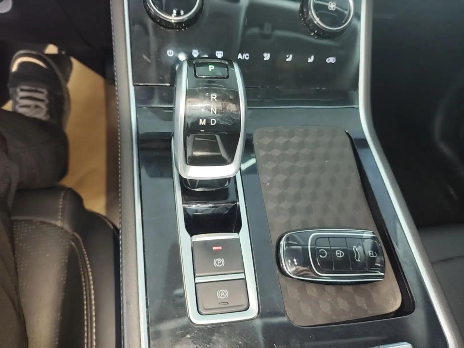 Chery Tiggo 8 2022 1.5 TCI Automatic Exclusive Edition 7-Seater — миниатюра 16