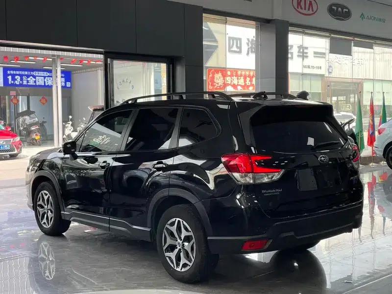 2022 Ford Forester 2.0i AWD Luxury Edition EyeSight — миниатюра 4