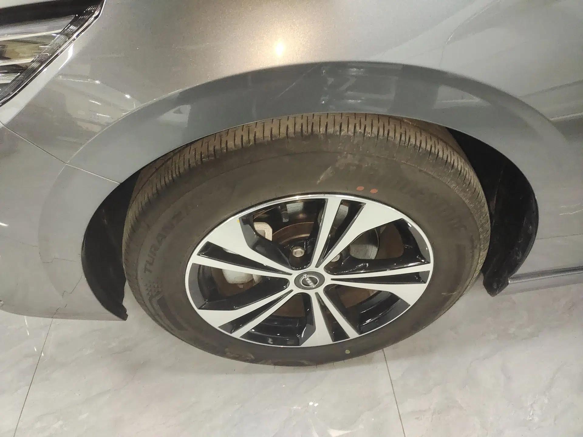 Nissan Sylphy 2023 1.6L CVT Enjoyment Edition — миниатюра 10