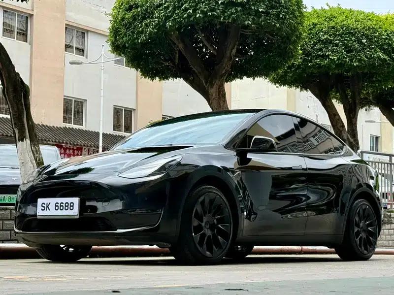 Model Y 2022 Facelift Long Range All-Wheel Drive Version — миниатюра 1