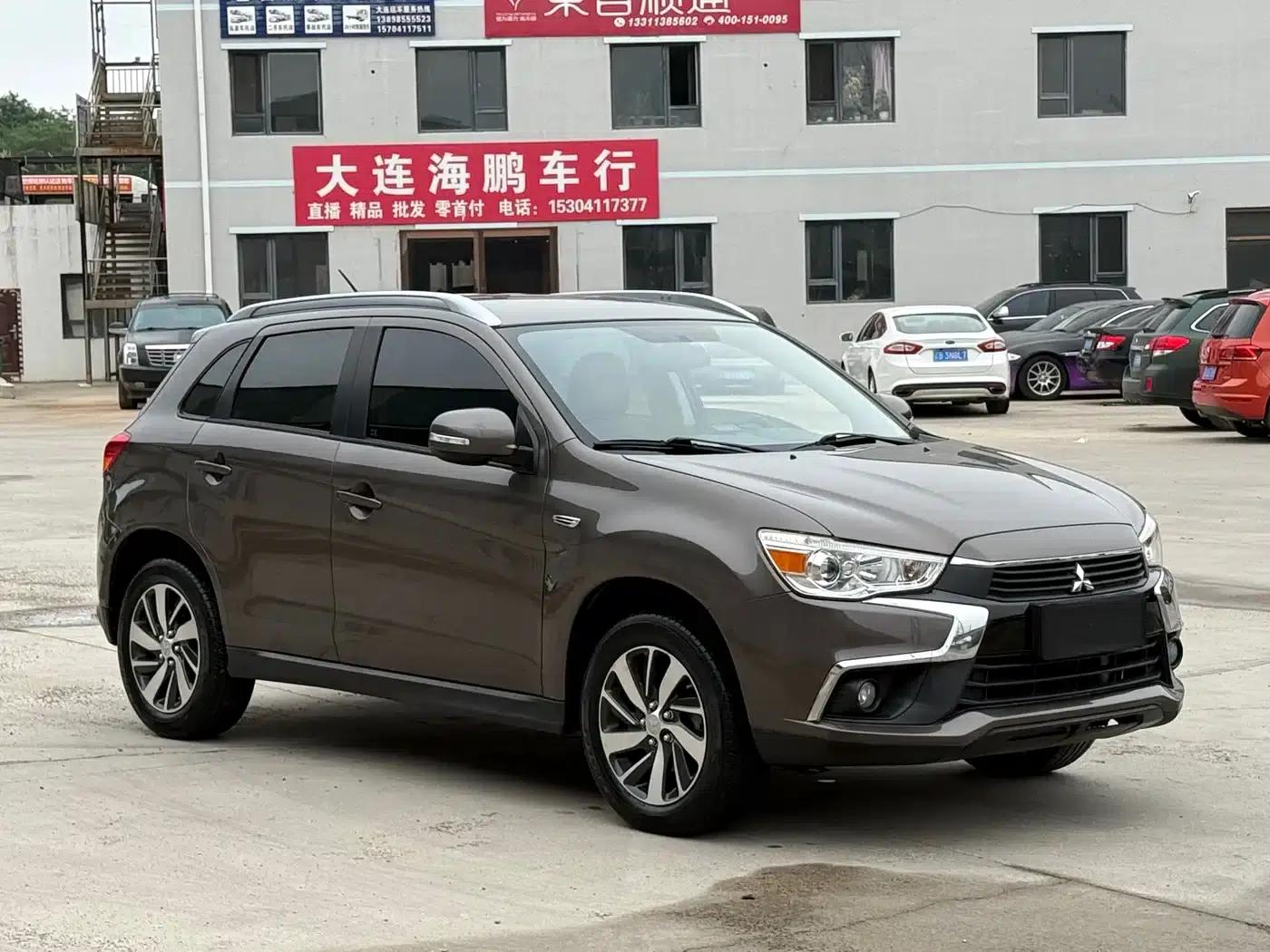 2016 ASX 2.0L CVT 2WD Navigator Edition — миниатюра 3