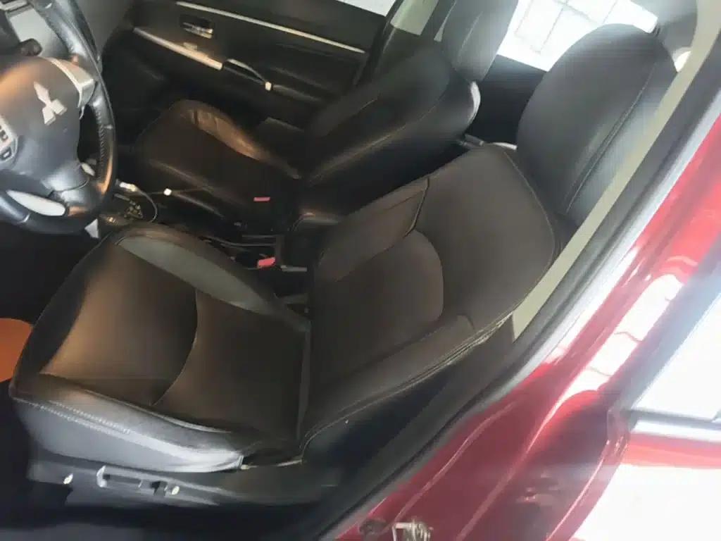 2016 ASX 2.0L CVT 2WD Navigator Edition — миниатюра 15