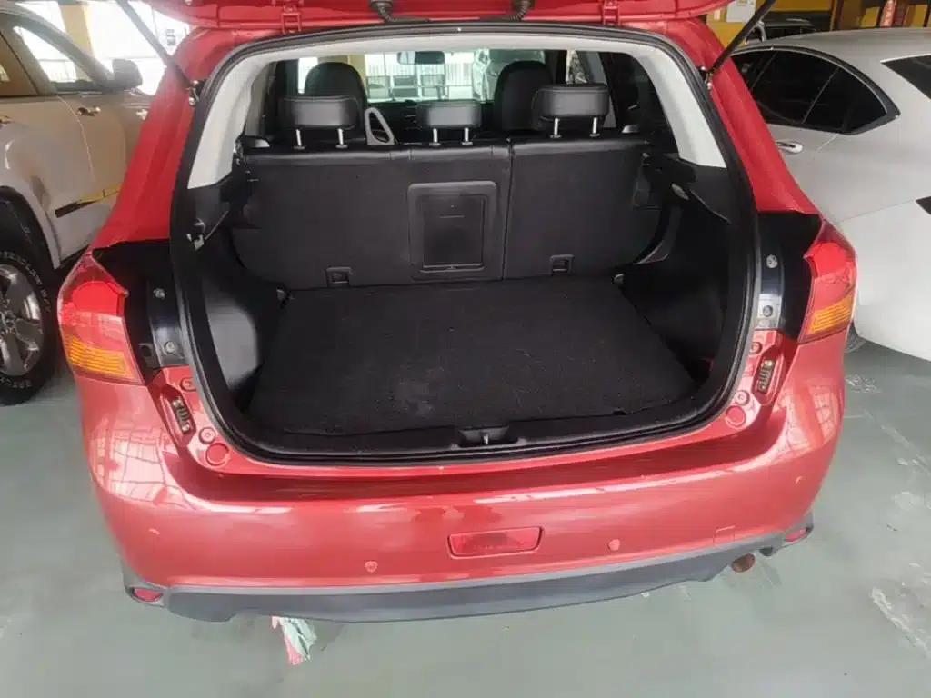 2016 ASX 2.0L CVT 2WD Navigator Edition — миниатюра 19