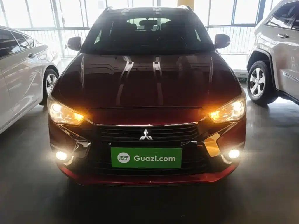 2016 ASX 2.0L CVT 2WD Navigator Edition — миниатюра 3