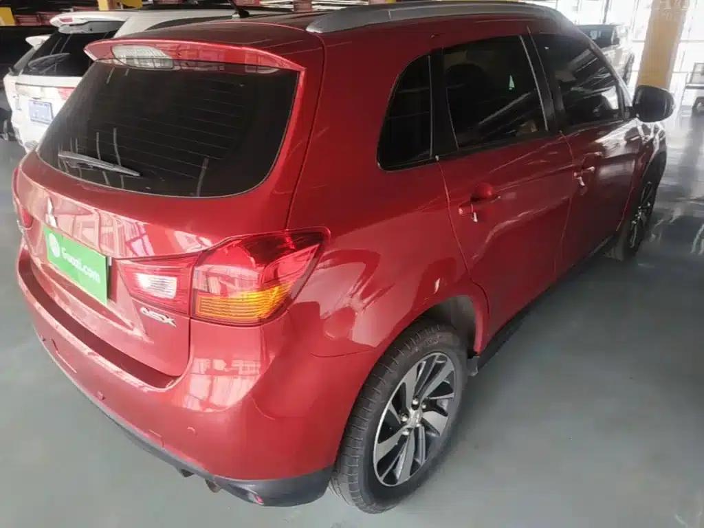 2016 ASX 2.0L CVT 2WD Navigator Edition — миниатюра 7