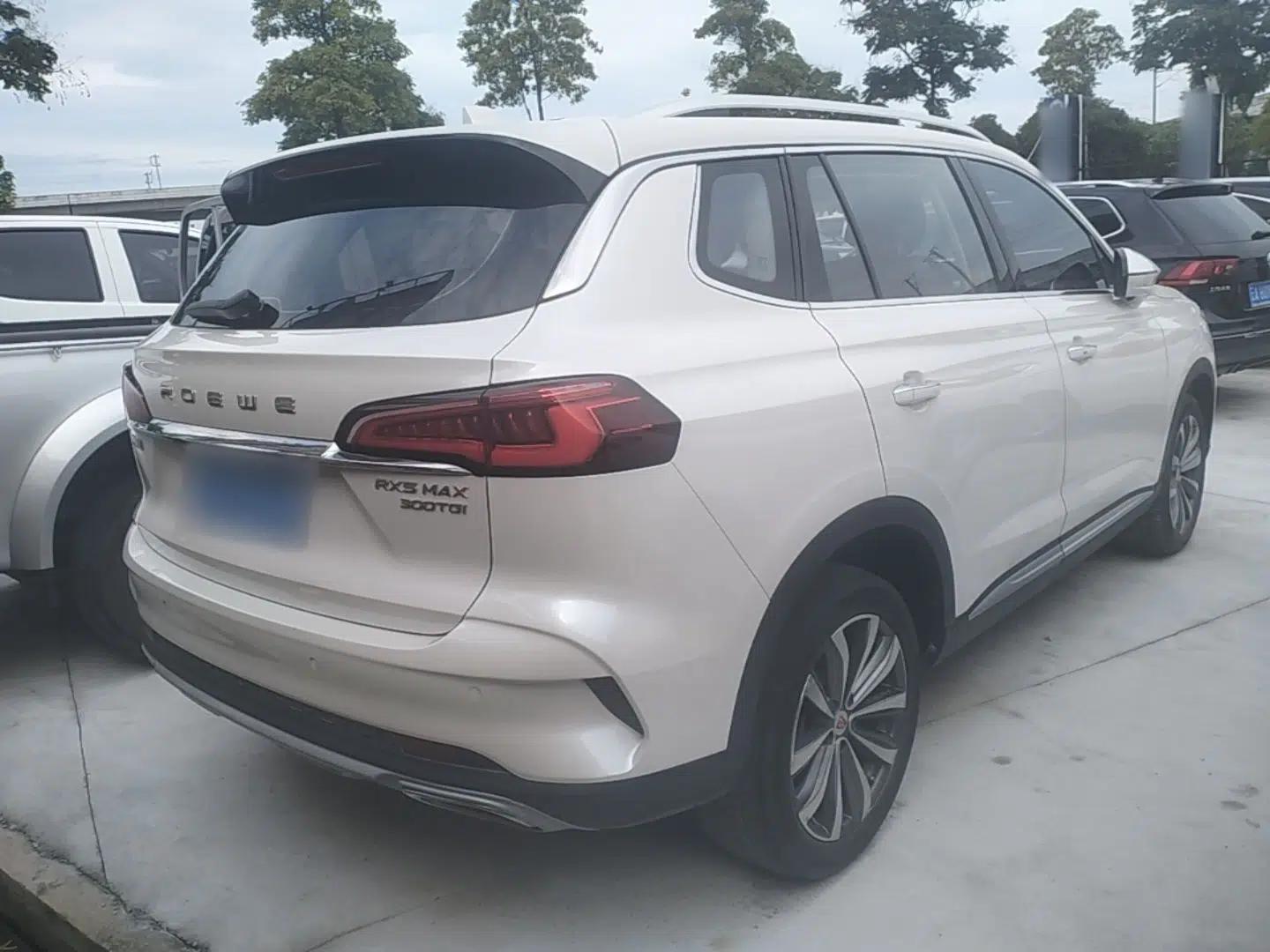 Roewe RX5 MAX 2019 300TGI Automatic 4G Connect Luxury Edition — миниатюра 6