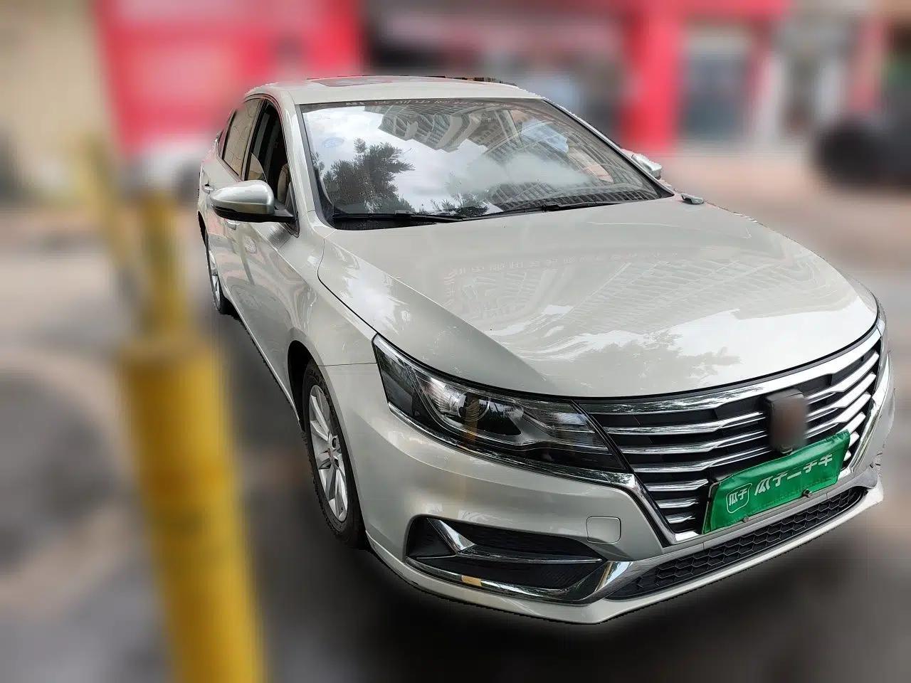 Roewe i6 New Energy 2017 45T Hybrid Connect & Smart Enjoyment Edition — миниатюра 3