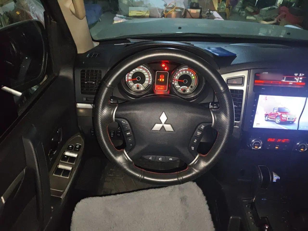 Mitsubishi Pajero Pajero 2020, 3.0-liter automatic, 7 seats — миниатюра 10