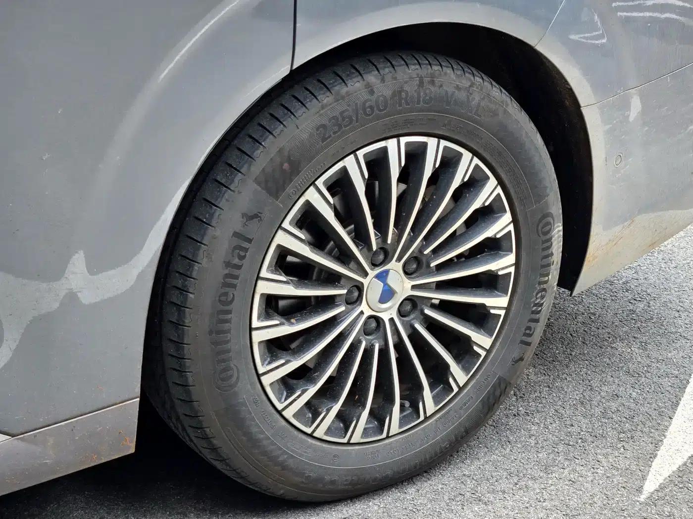 Denza D9 2024 DM-i 980 AWD Flagship — миниатюра 9