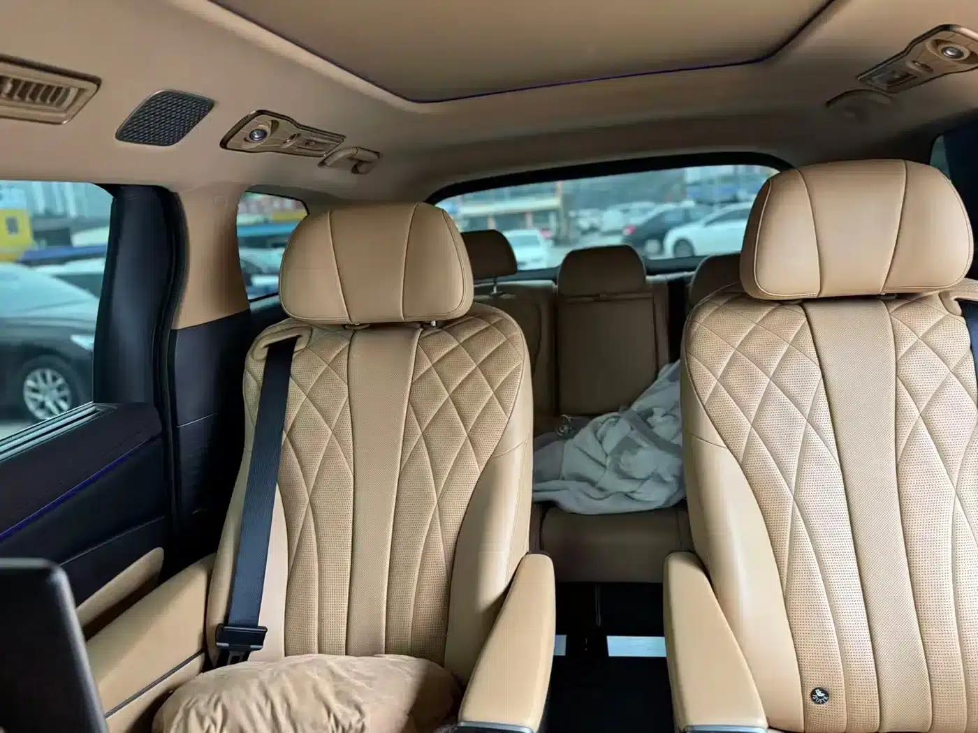 Denza D9 2025 DM-i Smart Driving Edition 1020 AWD Flagship Model — миниатюра 6