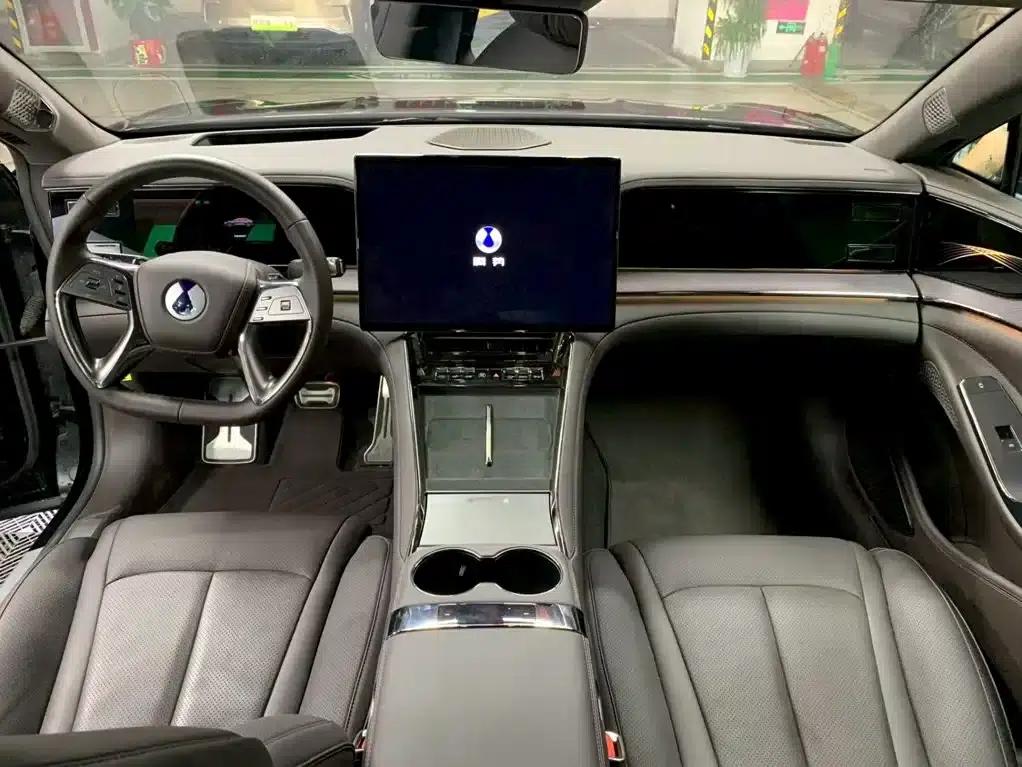 Denza Z9 2024 Model 1100km AWD Max Edition — миниатюра 3