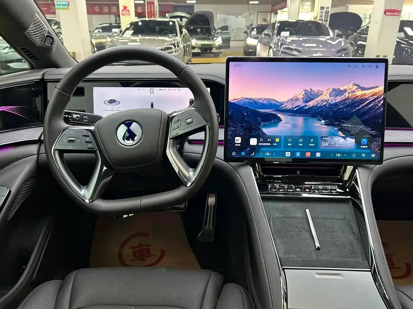 Denza Z9 2024 Model 1100km AWD Max Edition — миниатюра 8