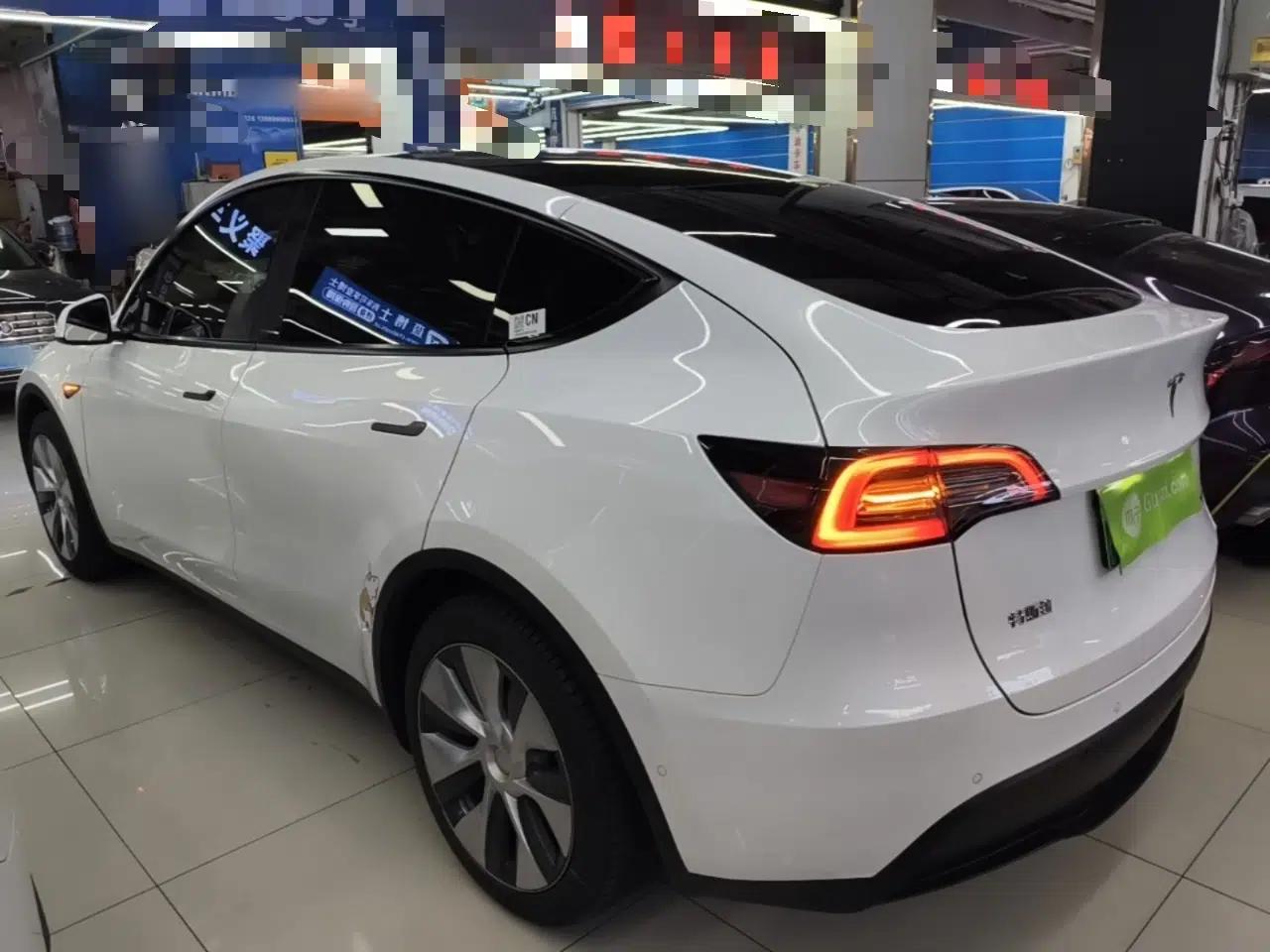 Tesla Model Y 2022 Revised Version Rear-Wheel Drive — миниатюра 4