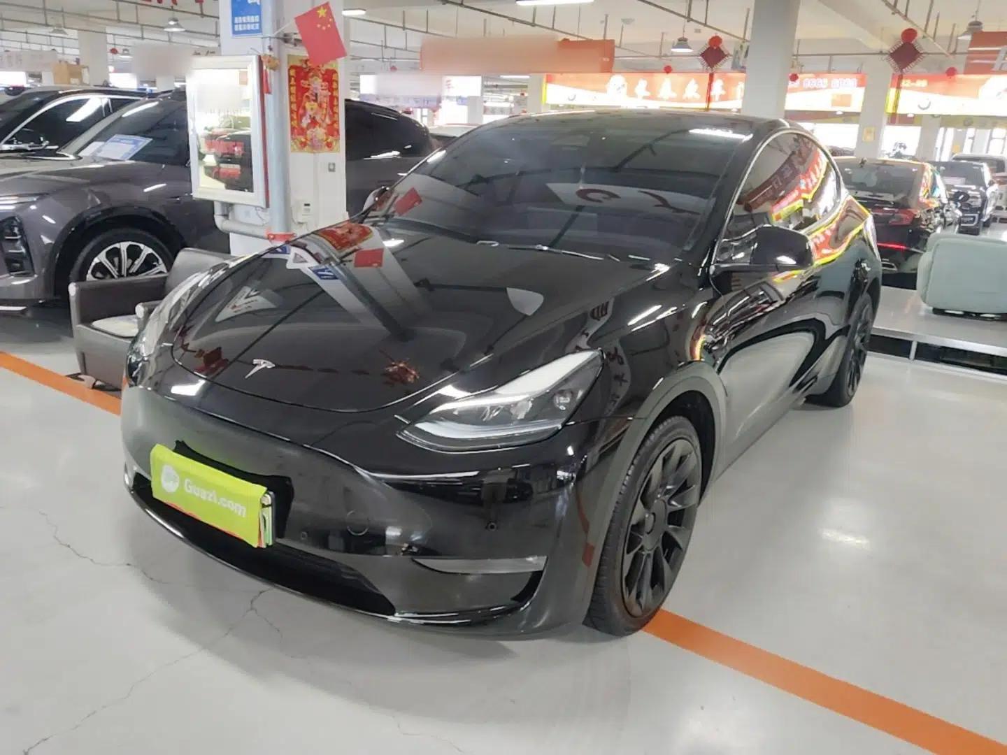 Tesla Model Y 2022 Revised Version Long-Range All-Wheel Drive — миниатюра 1