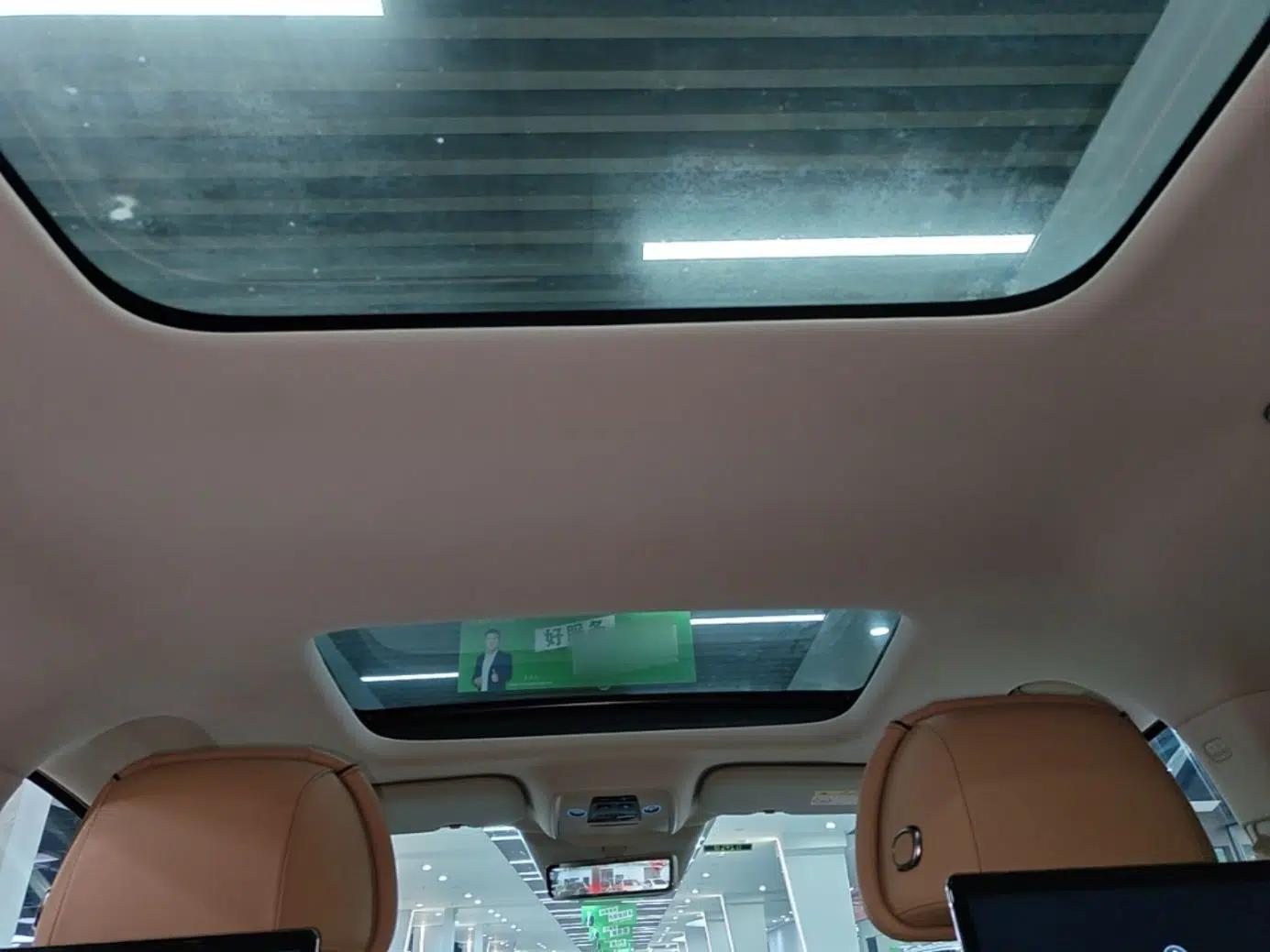 Denza D9 2024 DM-i 980 Four-Wheel Drive Prestige Model — миниатюра 26
