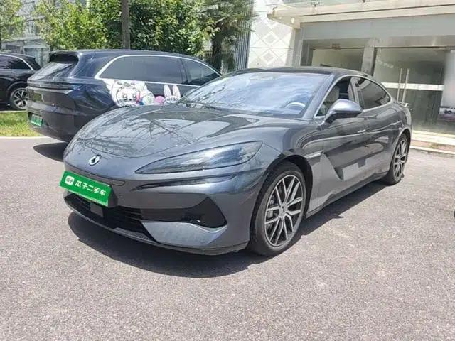 Denza Z9 2024 1100 km Four-Wheel Drive Max Version