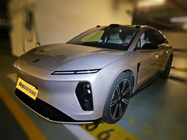 NIO ET9 2025 102kWh Signature Edition