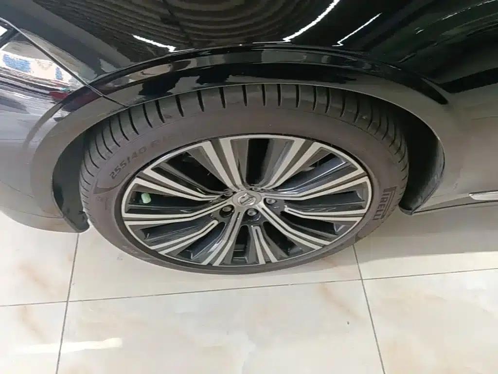2024 Volvo S90 B5 Inscription Luxury Edition — миниатюра 23
