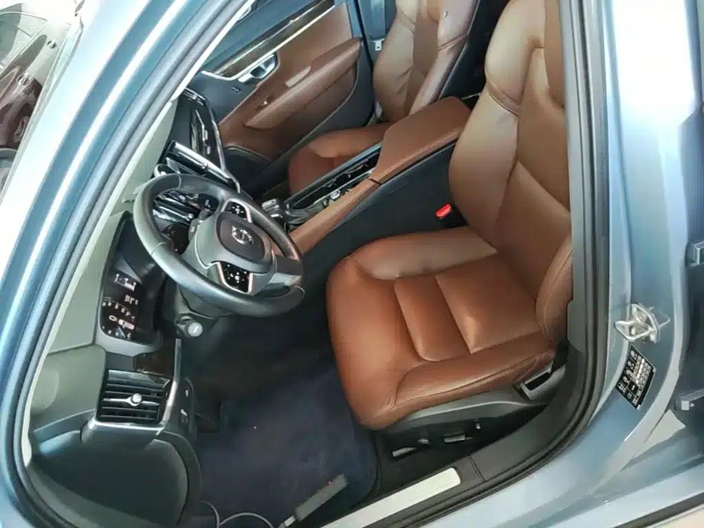 2018 Volvo S90 T4 Smart Edition — миниатюра 15