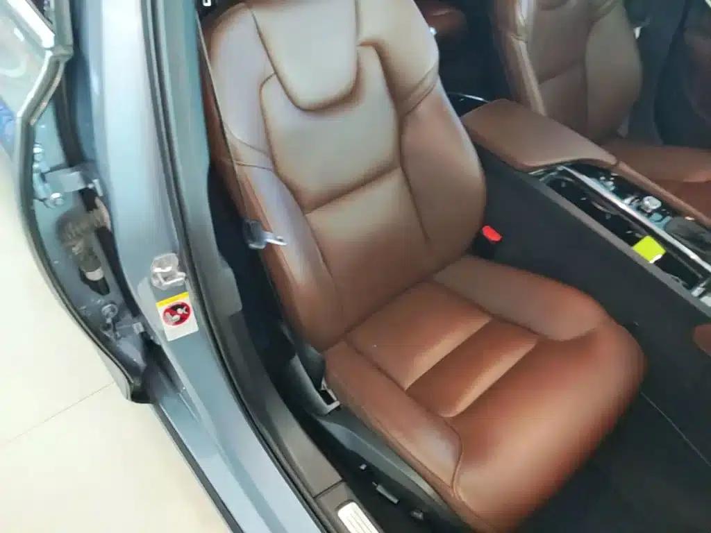 2018 Volvo S90 T4 Smart Edition — миниатюра 25