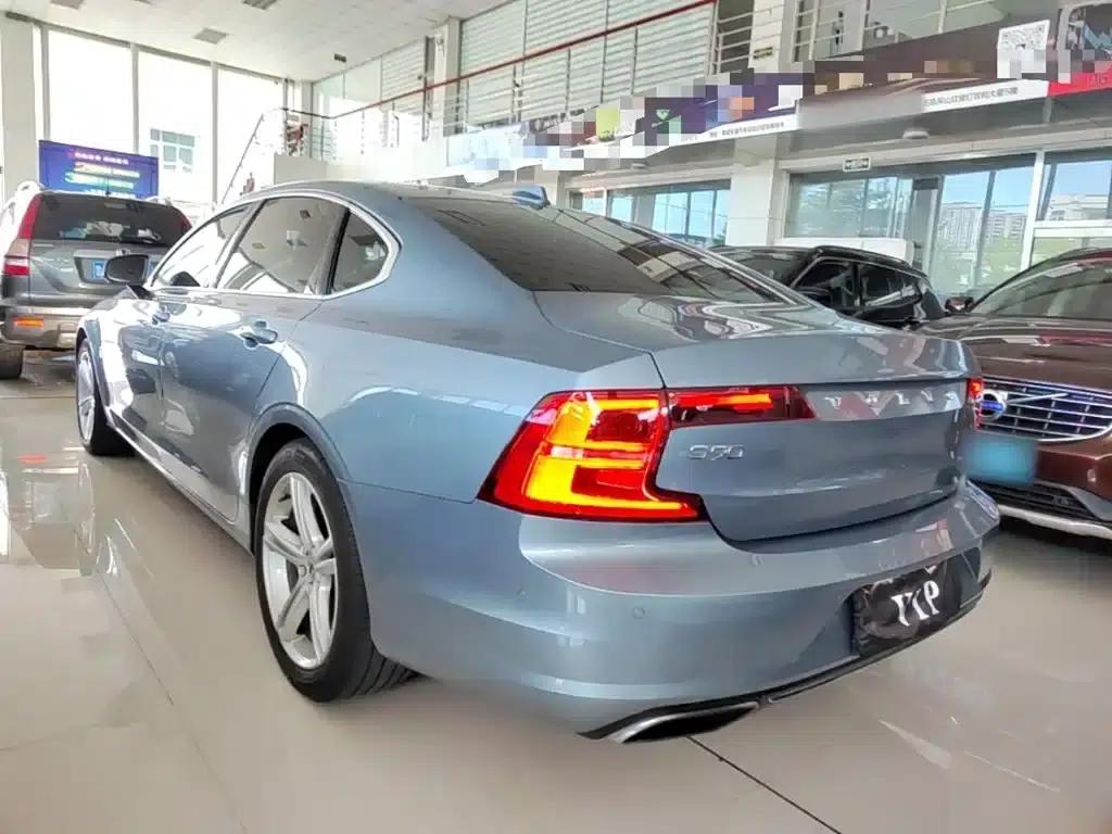 2018 Volvo S90 T4 Smart Edition — миниатюра 5