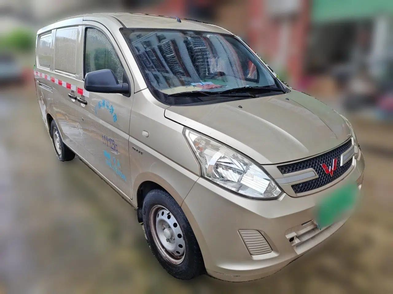 Wuling Rongguang V 2018 1.5L Practical Version — миниатюра 3