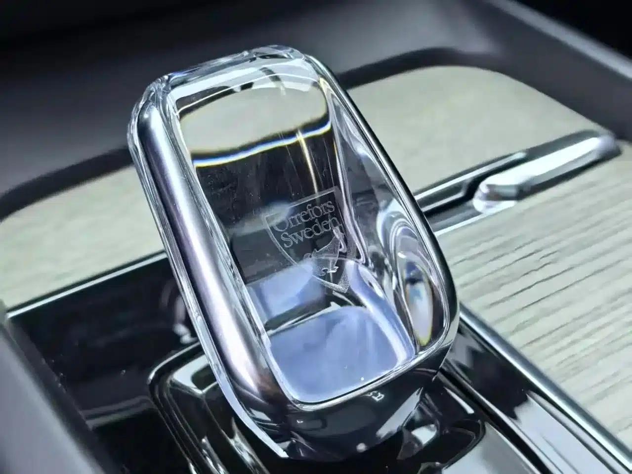 2022 Volvo S60 B4 Smart Luxury Edition — миниатюра 21
