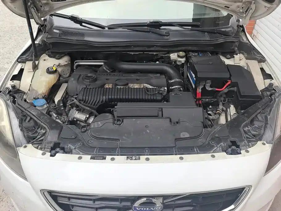 Volvo V40 2013 2.0T Smart Edition — миниатюра 10