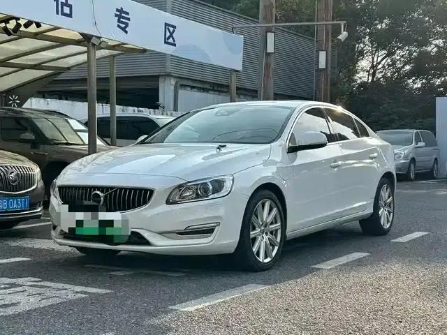 2018 Volvo S60 Plug-in Hybrid, S60L E-Drive Hybrid T6 Entry Edition