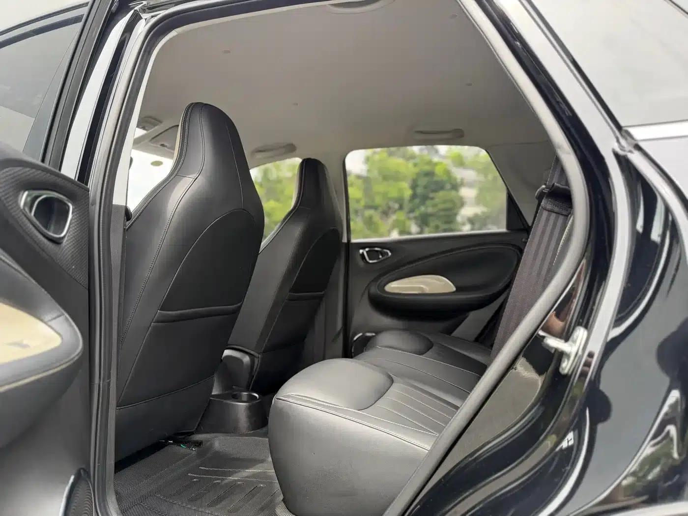 Wuling Bingo 2023 Model, 333km Range, Lingxi Connected Edition — миниатюра 17