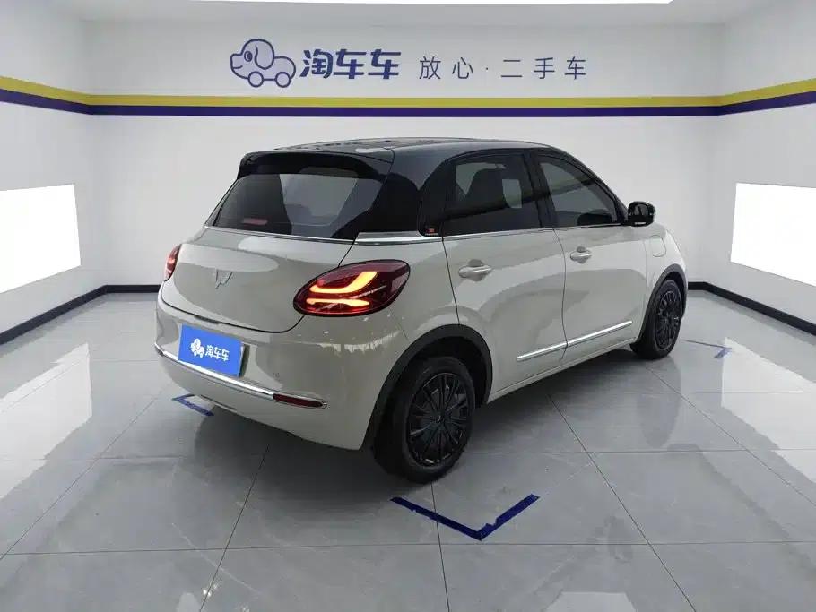 Wuling Bingo 2023 Model, 333km Range, Lingxi Connected Edition — миниатюра 3