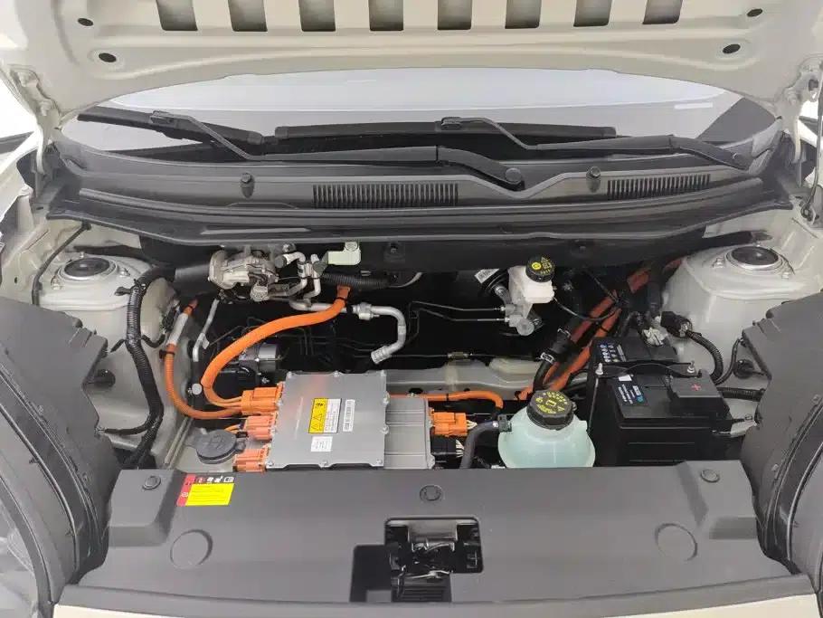 Wuling Bingo 2023 Model, 333km Range, Lingxi Connected Edition — миниатюра 10