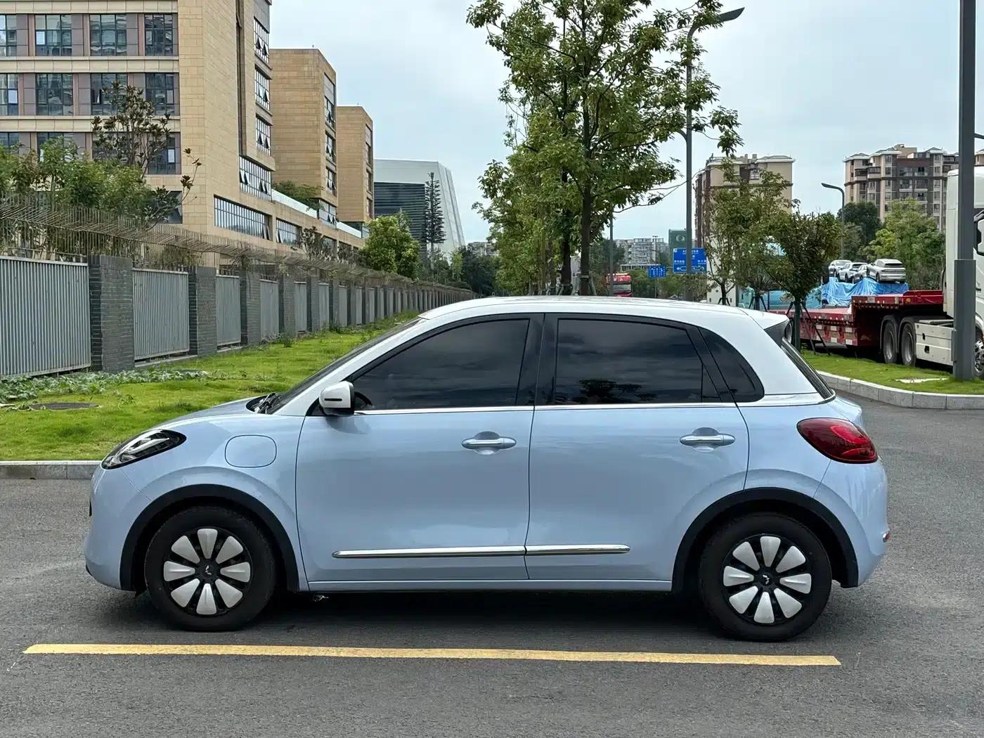 Wuling Bingo 2024 Model, 333km Range, Lingxi Connected Edition — миниатюра 14