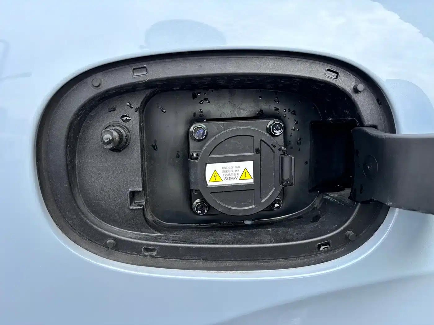 Wuling Bingo 2024 Model, 333km Range, Lingxi Connected Edition — миниатюра 16