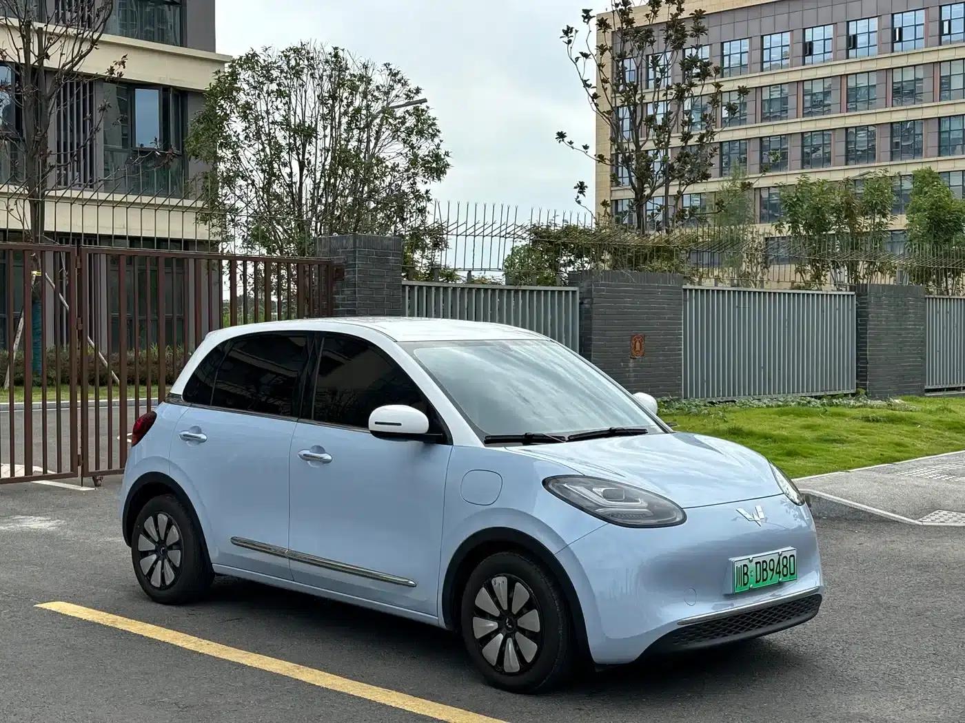 Wuling Bingo 2024 Model, 333km Range, Lingxi Connected Edition — миниатюра 3