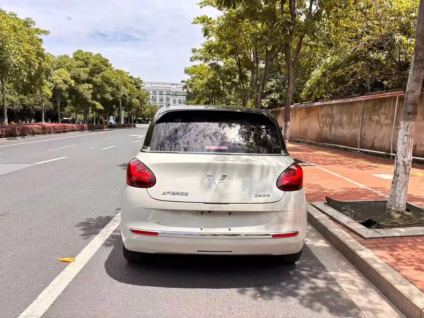 Wuling Bingo 2023 Model, 333km Range, Lingxi Connectivity+ Model — миниатюра 3