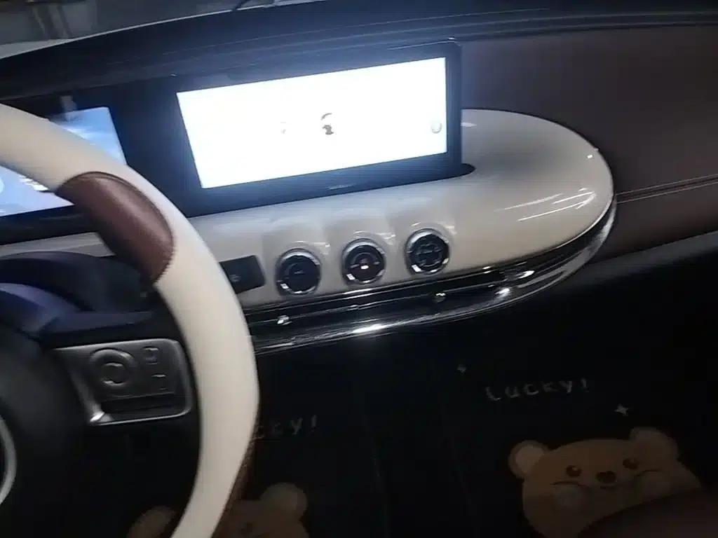 Wuling Bingo 2023 Model, 333km/h, Fast Enjoyment Edition — миниатюра 13