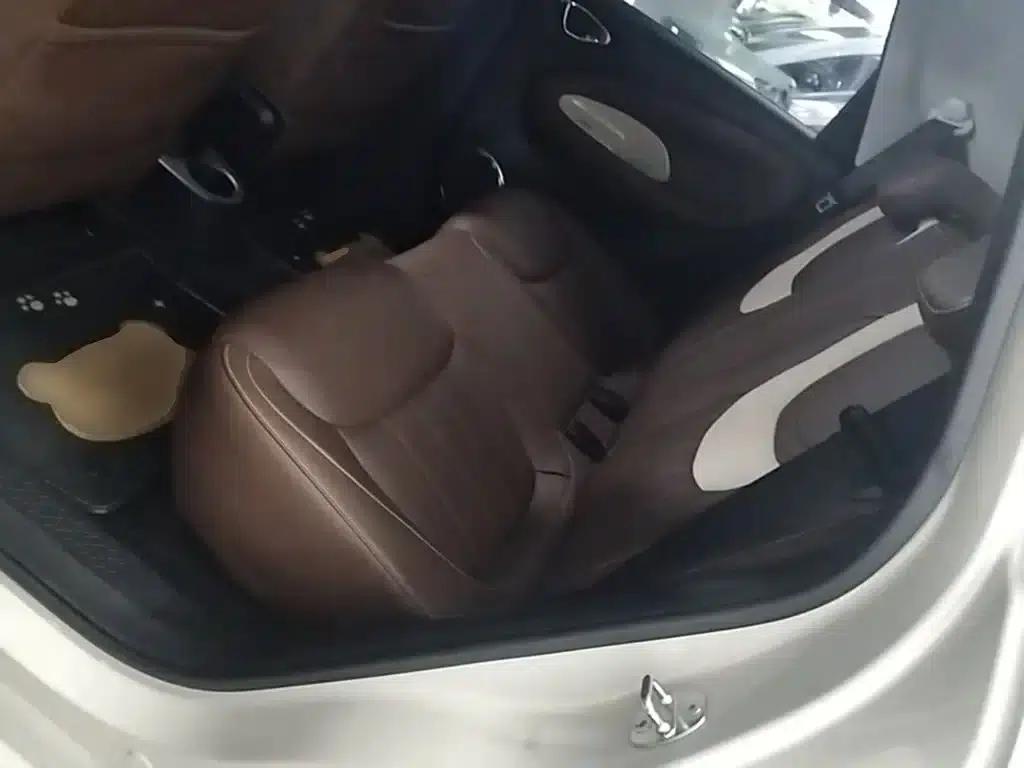 Wuling Bingo 2023 Model, 333km/h, Fast Enjoyment Edition — миниатюра 17