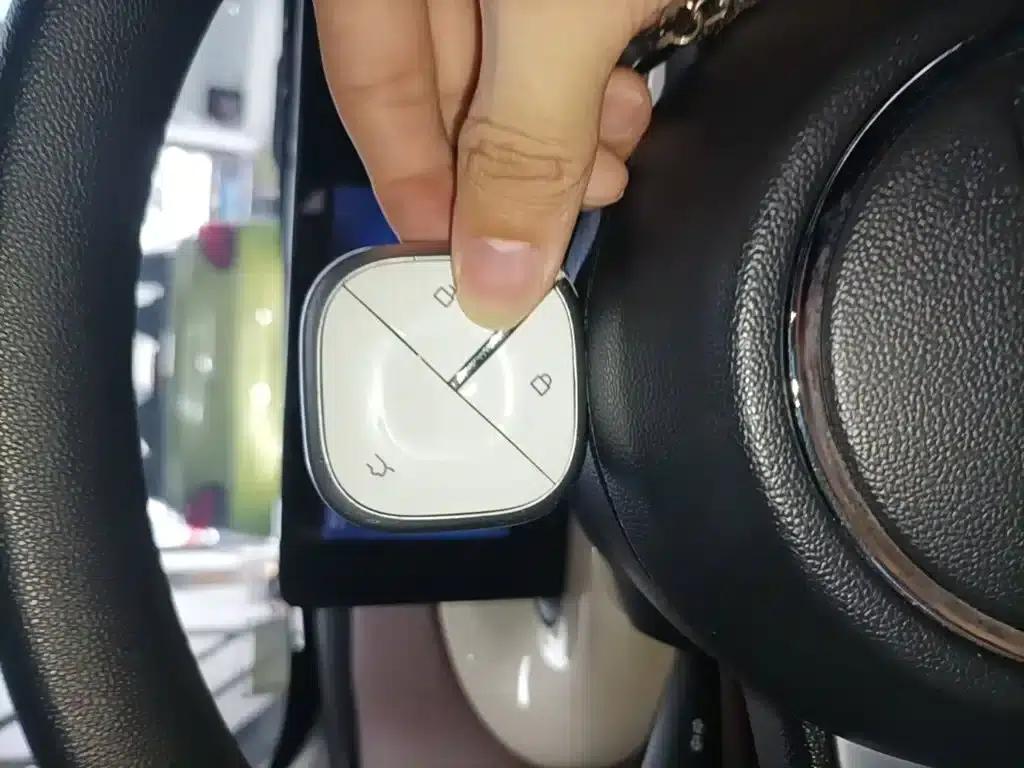 Wuling Bingo 2023 Model, 333km/h, Fast Enjoyment Edition — миниатюра 9