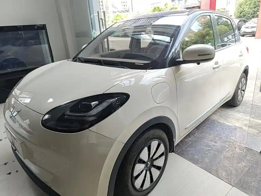 Wuling Bingo 2025 Model, 333km Range, Lingxi Connected Edition — миниатюра 1
