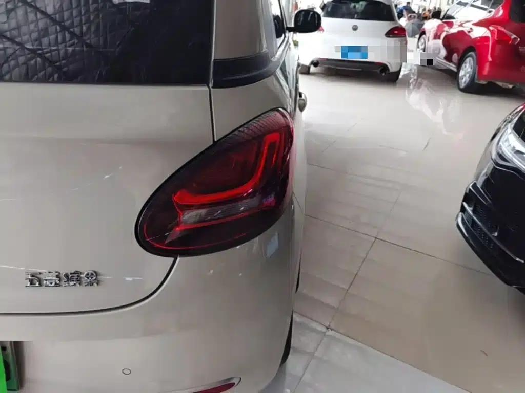 Wuling Bingo 2023 Model, 203km/h, Light Enjoyment Edition — миниатюра 8