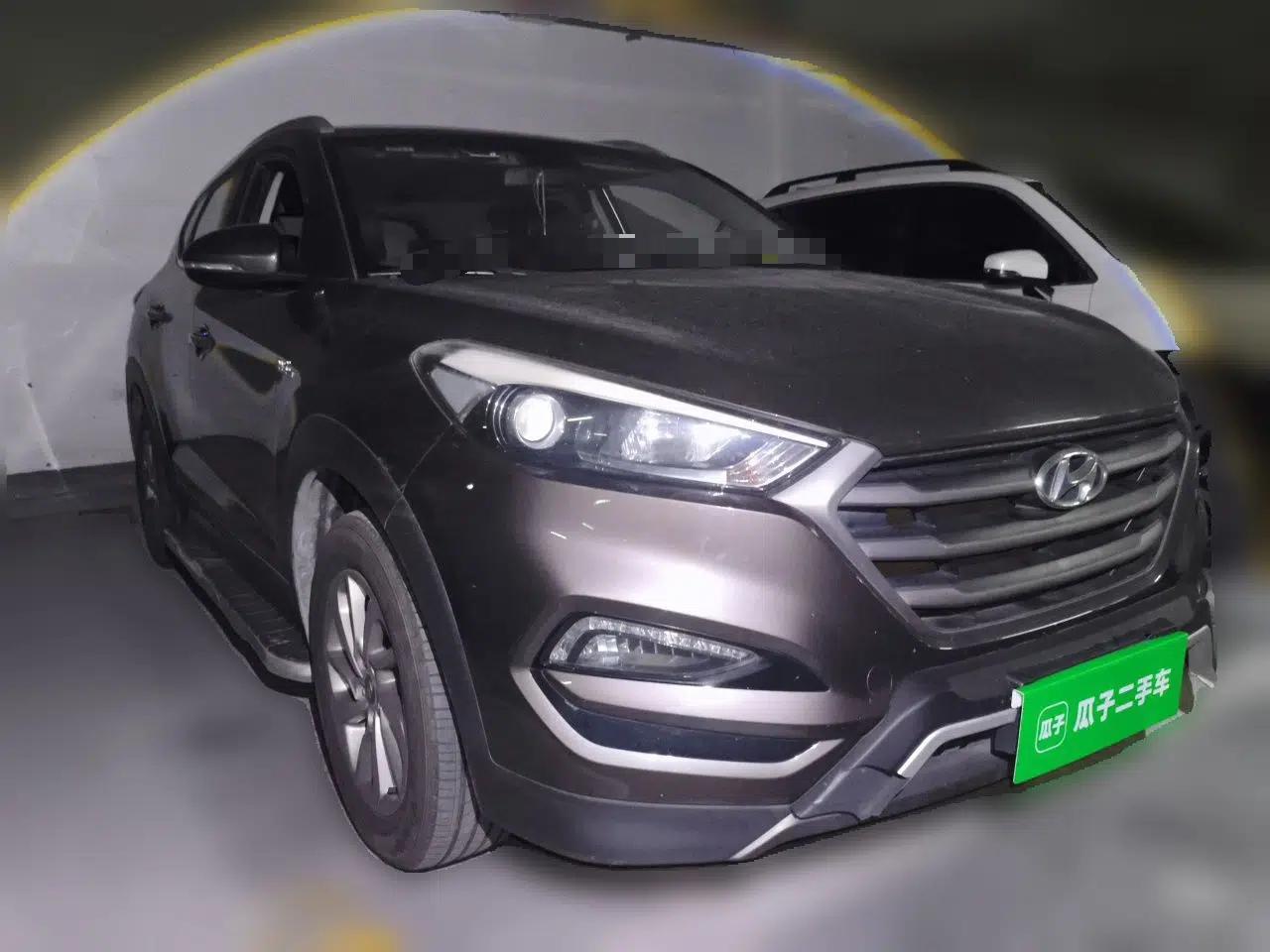 Hyundai Tucson 2015 1.6T Dual-Clutch Two-Wheel-Drive Smart Model — миниатюра 3