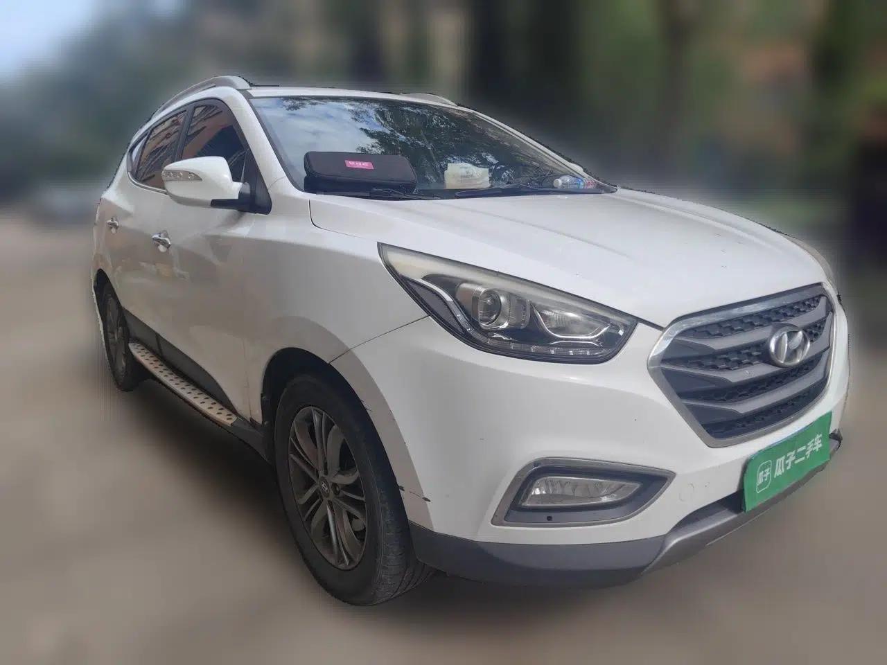Hyundai ix35 2015 2.0L Automatic 2WD Smart Type China IV — миниатюра 3