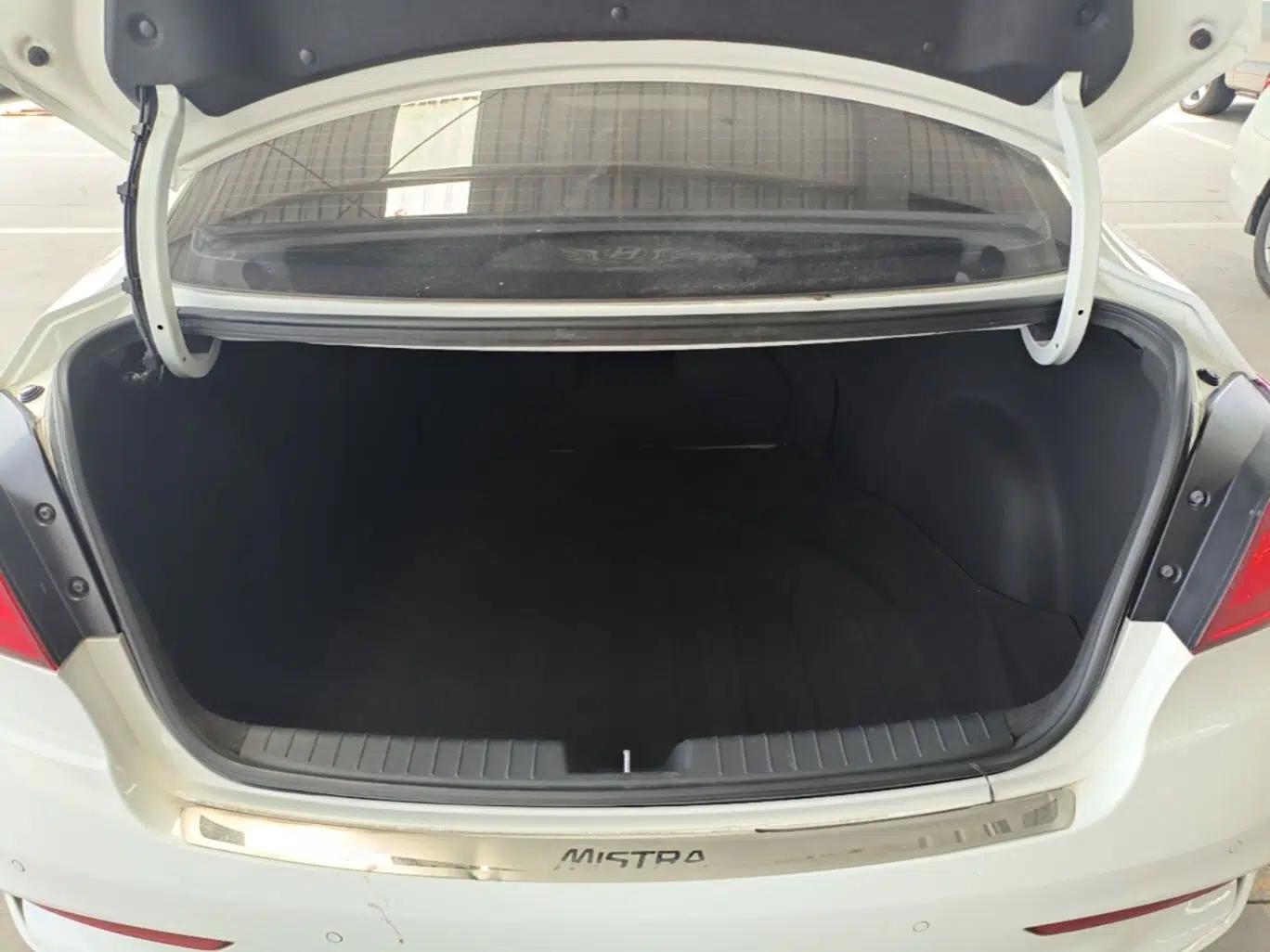 Hyundai Mistra 2017 1.8L Automatic Smart GLS China V Standard — миниатюра 22